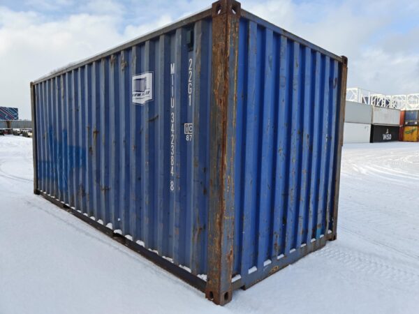 20DC Shipping container MIIU3423848 - TALLINN (damaged, door opens with difficulty + roof leaks) - Image 4